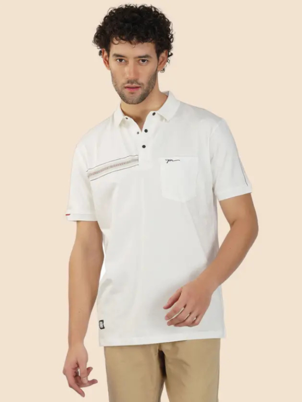 Men Solid Polo Neck Pure Cotton White T-Shirt
