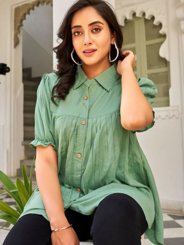 Casual Regular Sleeves Solid Women Green Top
