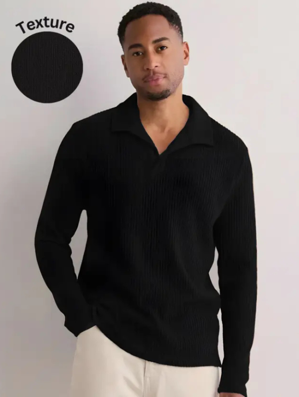 Men Self Design Polo Neck Pure Cotton Black T-Shirt