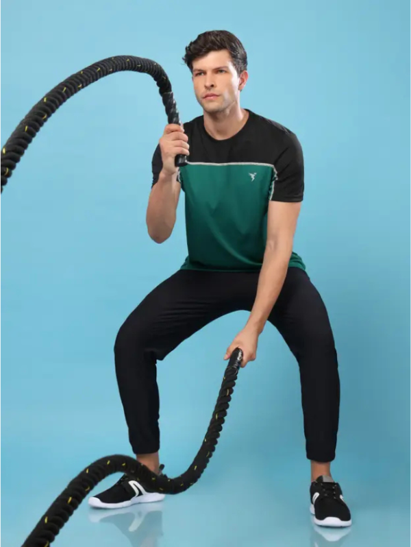 Men Colorblock Round Neck Polyester Green T-Shirt