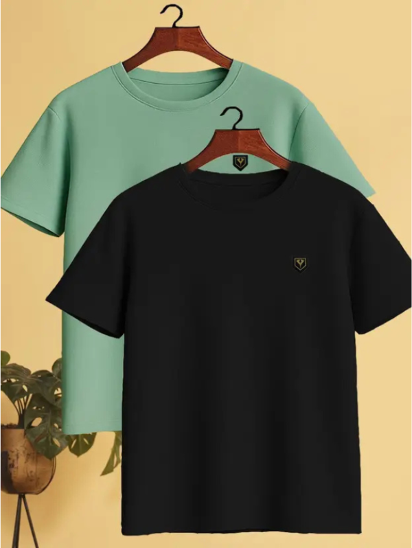 Pack of 2 Men Solid Round Neck Cotton Blend Black, Light Green T-Shirt