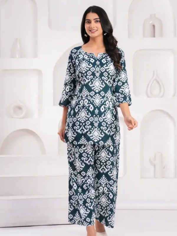 Women Viscose Rayon Kurta Palazzo Set