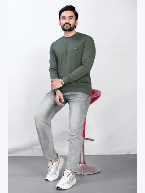 Men Self Design Round Neck Polyester Dark Green T-Shirt